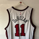 Load image into Gallery viewer, Chicago Bulls Demar Derozan  Nike Jersey - XXXL
