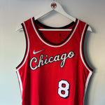 Carregar imagem no visualizador da galeria, Chicago Bulls Zach Lavine Nike Jersey - Large
