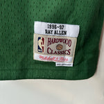 Charger l'image dans la galerie, Milwaukee Bucks Ray Allen Mitchell &amp; Ness jersey - Medium
