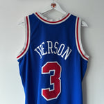 Load image into Gallery viewer, Philadelphia 76ers Allen Iverson Mitchell &amp; Ness jersey - Large
