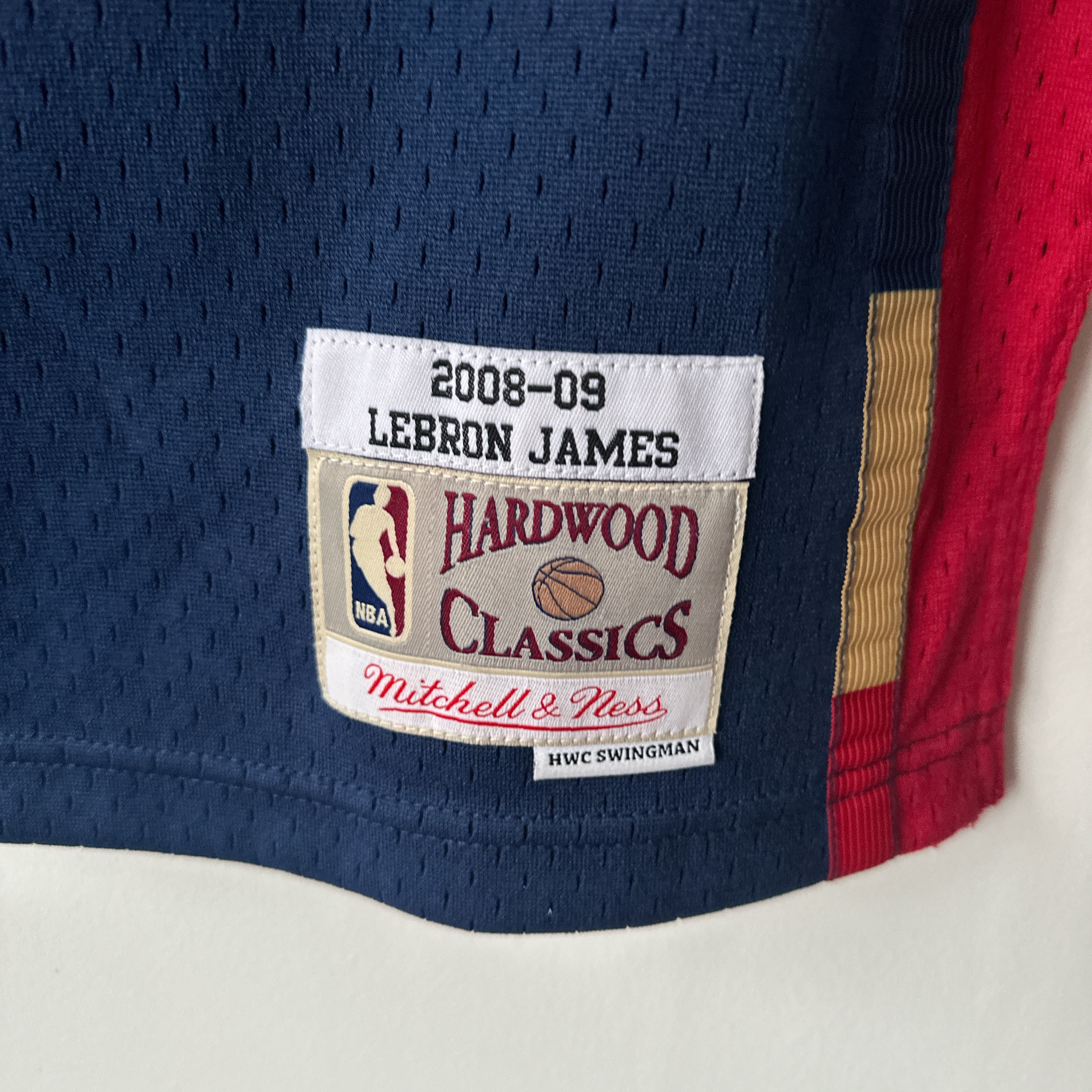 Cleveland Cavaliers Lebron James Mitchell & Ness jersey - Large