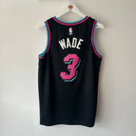 Görseli Galeri görüntüleyiciye yükleyin, Miami Heat Dwayne Wade Nike jersey - Medium
