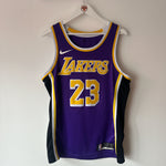 Load image into Gallery viewer, Los Angeles Lakers Lebron James Nike jersey - Large

