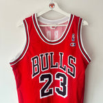 Load image into Gallery viewer, Chicago Bulls Michael Jordan Champion jersey - Large
