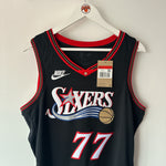 Load image into Gallery viewer, Philadelphia 76ers VJ Edgecombe Nike jersey - Large
