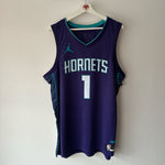 Charger l'image dans la galerie, Charlotte Hornets Lamelo Ball Jordan jersey - XL
