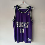 Load image into Gallery viewer, Milwaukee Bucks Glenn Robinson Champion jersey - Medium
