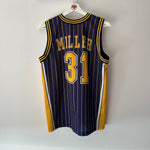 Cargar imagen en el visor de la galería, Indiana Pacers Reggie Miller Champion jersey - Small (Fits medium)
