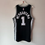 Load image into Gallery viewer, San Antonio Spurs Victor Wembanyama Nike jersey - Large
