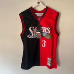 Carregar imagem no visualizador da galeria, Philadelphia 76ers Allen Iverson Mitchell &amp; Ness jersey - Medium
