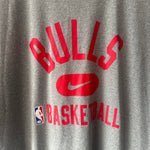 Charger l'image dans la galerie, Chicago Bulls Nike T - shirt - XL
