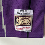 Cargar imagen en el visor de la galería, Toronto Raptors Tracy Mcgrady Mitchell &amp; Ness jersey - Large
