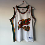 Ladda upp bild till gallerivisning, Seattle SuperSonics Shawn Kemp Champion jersey - XL
