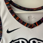 Load image into Gallery viewer, Brooklyn Nets Kyrie Irving Nike jersey - Large

