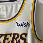 Load image into Gallery viewer, Los Angeles Lakers Lebron James Nike jersey - Large
