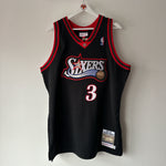 Load image into Gallery viewer, Philadelphia 76ers Allen Iverson Mitchell &amp; Ness Authentic jersey - Large

