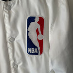 Carregar imagem no visualizador da galeria, NBA x Nike SB jacket - Large
