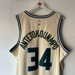 Charger l'image dans la galerie, Milwaukee Bucks Giannis Antetokounmpo Nike jersey - XL

