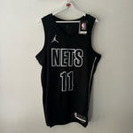 Görseli Galeri görüntüleyiciye yükleyin, Brooklyn Nets Kyrie Irving Jordan jersey - Large

