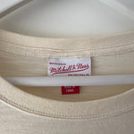 Load image into Gallery viewer, New York Knicks Mitchell &amp; Ness long sleeve T shirt  - Medium
