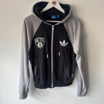 Afbeelding in Gallery-weergave laden, Brooklyn Nets Adidas jacket - Youth Small
