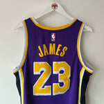 Load image into Gallery viewer, Los Angeles Lakers Lebron James Nike jersey - Large

