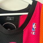 Load image into Gallery viewer, Miami Heat Shaquille O’Neal Champion jersey - Medium
