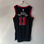 Charger l'image dans la galerie, Chicago Bulls Demar Derozan Jordan jersey - Small
