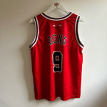 Afbeelding in Gallery-weergave laden, Chicago Bulls Luol Deng Champion jersey - Medium
