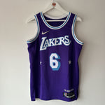 Load image into Gallery viewer, Los Angeles Lakers Lebron James Nike jersey - Medium
