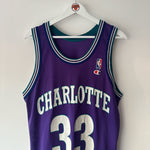 Load image into Gallery viewer, Charlotte Hornets Alonzo Mourning Champion jersey - Small
