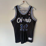 Load image into Gallery viewer, Orlando Magic Shaquille O’Neal Champion jersey - Small

