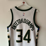 Afbeelding in Gallery-weergave laden, Milwaukee Bucks Giannis Antetokounmpo Nike jersey - Large
