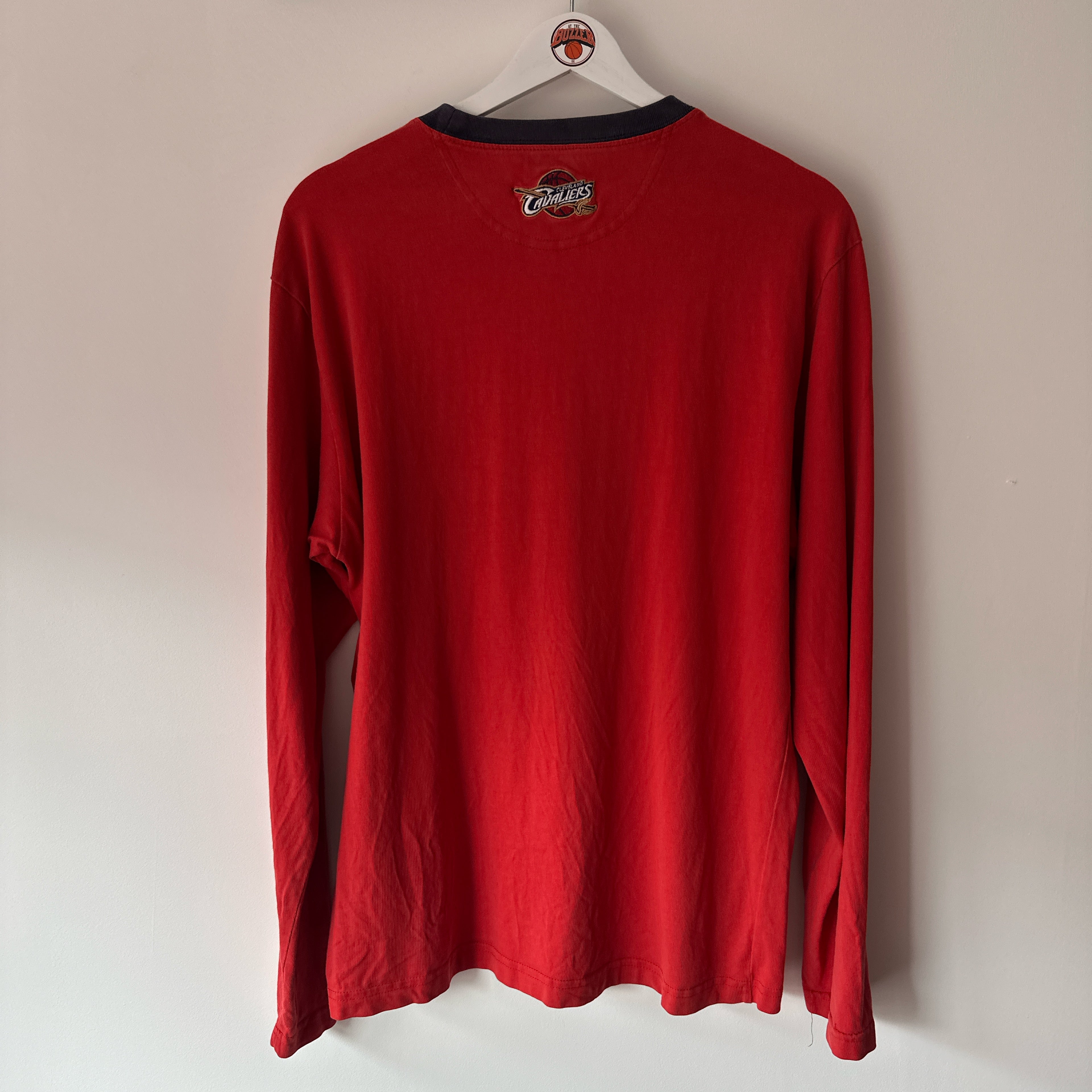 Cleveland Cavaliers Lebron James Champion long sleeve T shirt - Large (Fits medium)