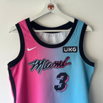 Cargar imagen en el visor de la galería, Miami Heat Dwayne Wade Nike jersey - Small
