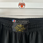 Load image into Gallery viewer, Golden State Warriors Nike shorts - XL
