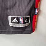 Lade das Bild in den Galerie-Viewer, Golden State Warriors Steph Curry Adidas jersey - XL
