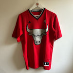 Cargar imagen en el visor de la galería, Chicago Bulls Derrick Rose Christmas Day Adidas jersey - Small
