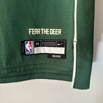 Görseli Galeri görüntüleyiciye yükleyin, Milwaukee Bucks Giannis Antetokounmpo Nike jersey &amp; shorts - Youth Medium
