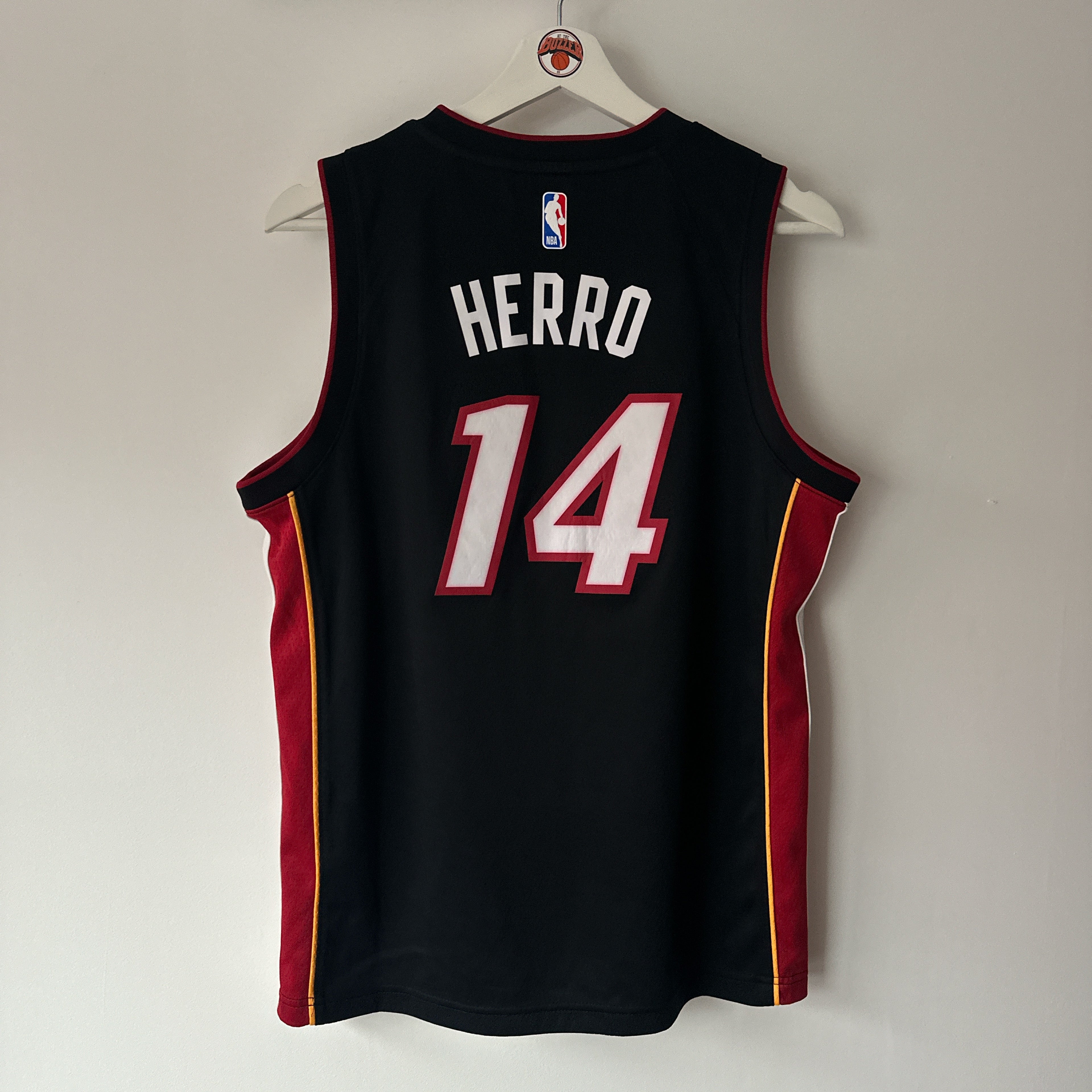 Miami Heat Tyler Herro Nike jersey - Youth Large