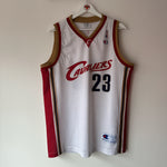 Load image into Gallery viewer, Cleveland Cavaliers Lebron James Champion jersey - Large
