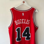 Afbeelding in Gallery-weergave laden, Chicago Bulls Matas Buzelis Nike jersey - Large

