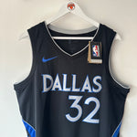 Indlæs billede til gallerivisning Dallas Mavericks Cooper Flagg Nike jersey - Large
