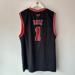 Indlæs billede til gallerivisning Chicago Bulls Derrick Rose Adidas jersey - Medium
