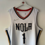 Lade das Bild in den Galerie-Viewer, New Orleans Pelicans Zion Williamson Nike jersey - XL
