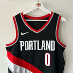 Load image into Gallery viewer, Portland Trailblazers Damion Lillard  Nike jersey - Medium
