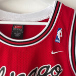 Load image into Gallery viewer, Chicago Bulls Michael Jordan Nike jersey - Youth Large
