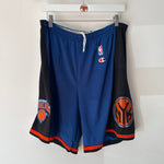Afbeelding in Gallery-weergave laden, New York Knicks Champion shorts - Large
