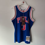 Load image into Gallery viewer, Philadelphia 76ers Allen Iverson Mitchell &amp; Ness jersey - Medium

