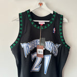 Load image into Gallery viewer, Minnesota Timberwolves Kevin Garnett Mitchell &amp; Ness jersey - XL
